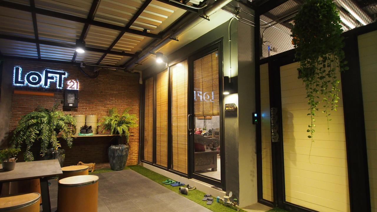 Loft 21 Apartment Romklao Bangkok Exterior photo